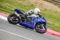 cadwell-no-limits-trackday;cadwell-park;cadwell-park-photographs;cadwell-trackday-photographs;enduro-digital-images;event-digital-images;eventdigitalimages;navarra;no-limits-trackdays;peter-wileman-photography;racing-digital-images;trackday-digital-images;trackday-photos